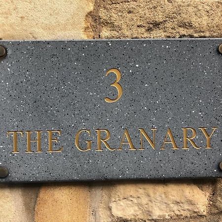 The Granary, Lovely Townhouse In Central 斯坦福德 外观 照片